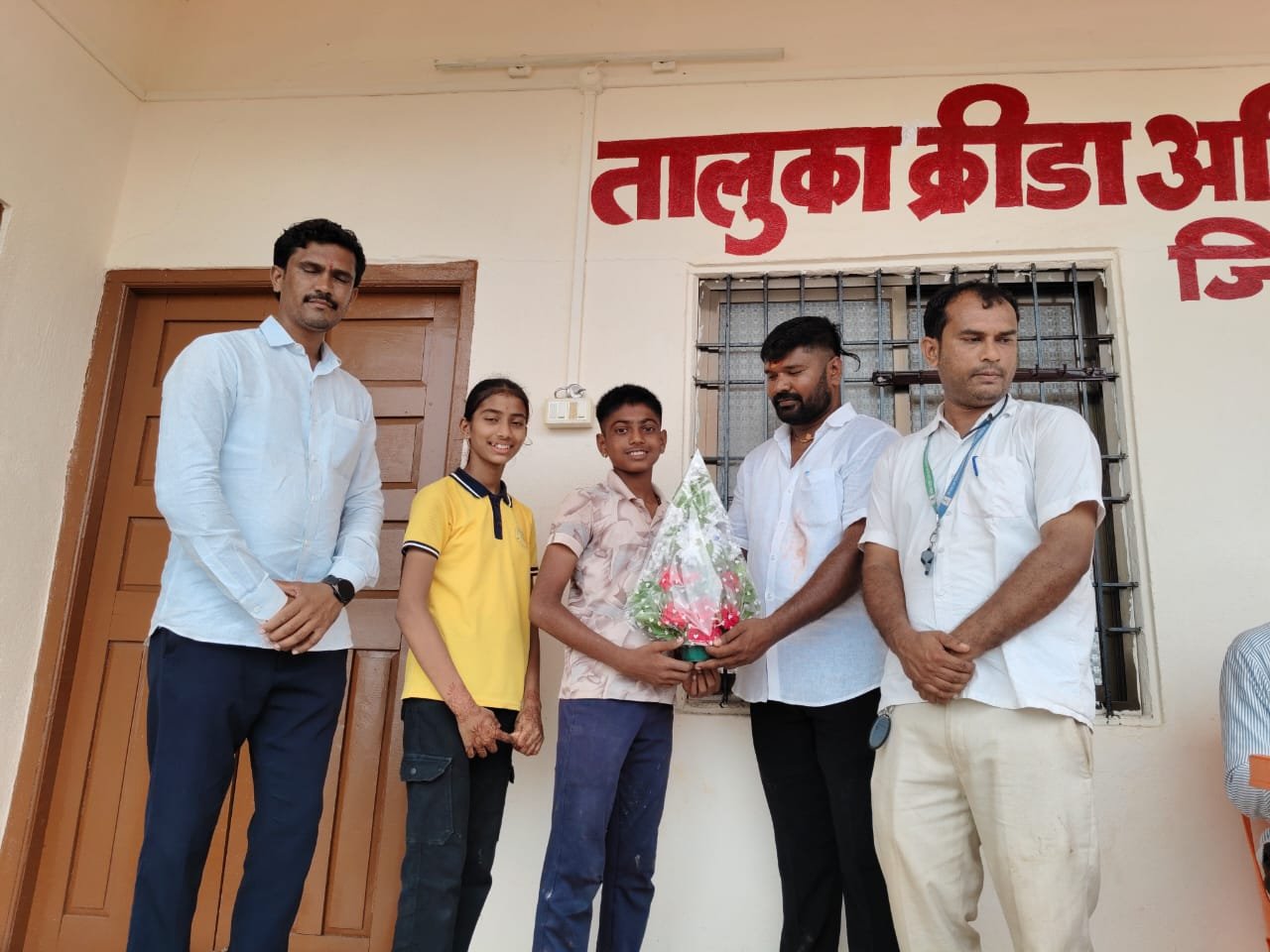 Shivani More and Sandeep Shinde Selected for District-Level Wrestling Competition